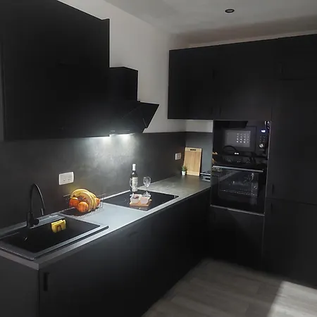 Apartment Paola - *